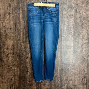 American Eagle jeans size 2 short.